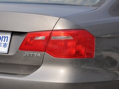2013款 1.6L 自动 舒适型