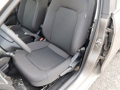 2013款 1.6L 自动 舒适型