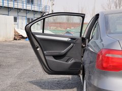 2013款 1.6L 自动 舒适型