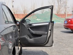 2013款 1.6L 自动 舒适型