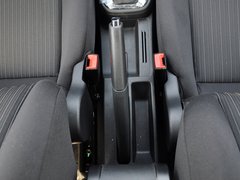 2013款 1.6L 自动 舒适型
