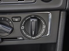 2013款 1.6L 自动 舒适型