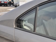 2013款 1.6L 自动 舒适型