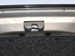 2013款 1.6L 自动 舒适型