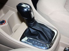 2013款 1.6L 自动 舒适型