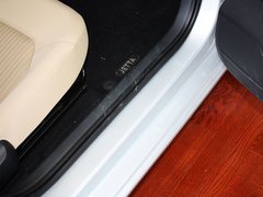 2013款 1.6L 自动 舒适型