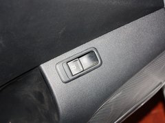 2013款 1.6L 自动 舒适型