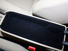 2013款 1.6L 自动 舒适型