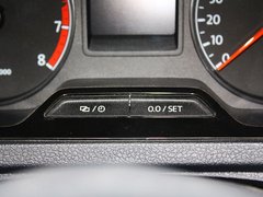 2013款 1.6L 自动 舒适型