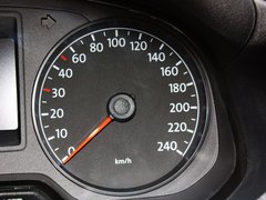 2013款 1.6L 自动 舒适型
