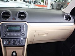 2013款 1.6L 自动 舒适型