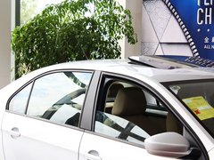 2013款 1.6L 自动 舒适型