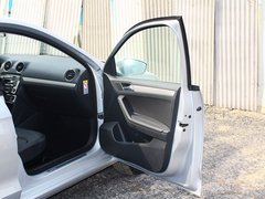 2013款 1.6L 手动 豪华型
