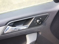 2013款 1.6L 手动 豪华型