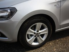2013款 1.6L 手动 豪华型