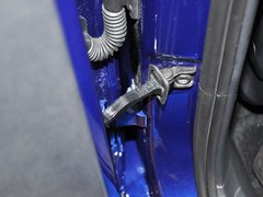 2013款 1.6L 自动 豪华型