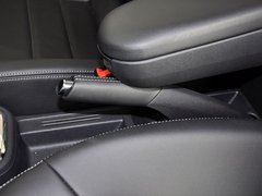 2013款 1.6L 自动 豪华型
