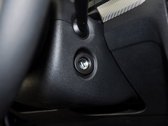 2013款 1.6L 自动 豪华型