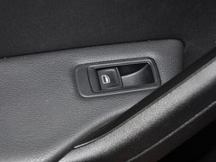 2013款 1.6L 自动 豪华型