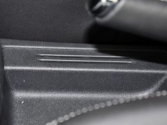 2013款 1.6L 自动 豪华型