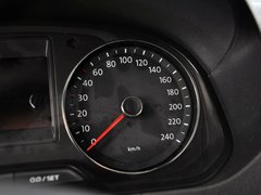 2013款 1.6L 自动 豪华型