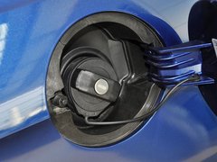 2013款 1.6L 自动 豪华型
