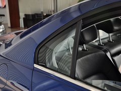 2013款 1.6L 自动 豪华型