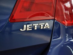 2013款 1.6L 自动 豪华型