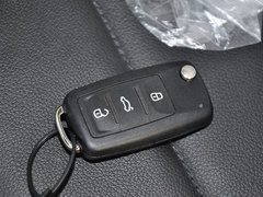 2013款 1.6L 自动 豪华型