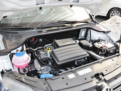 2013款 1.6L 自动 豪华型