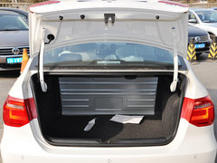 2013款 1.6L 自动 豪华型