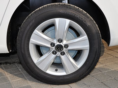 2013款 1.6L 自动 豪华型
