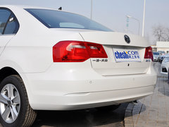 2013款 1.6L 自动 豪华型