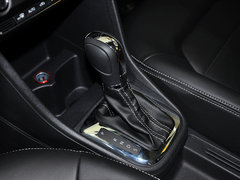 2013款 1.6L 自动 豪华型