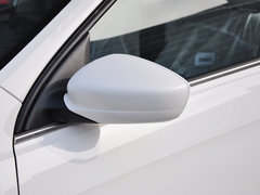 2013款 1.6L 自动 豪华型