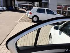2013款 1.6L 自动 豪华型
