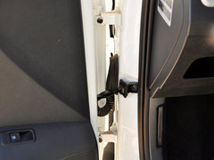 2013款 1.6L 自动 豪华型