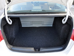 2013款 1.6L 自动 豪华型