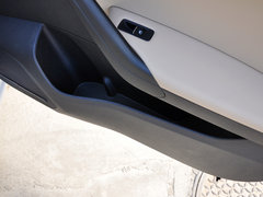 2013款 1.6L 自动 豪华型