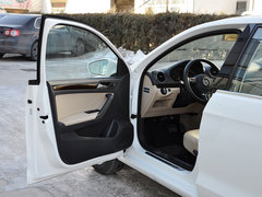 2013款 1.6L 自动 豪华型