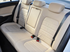 2013款 1.6L 自动 豪华型