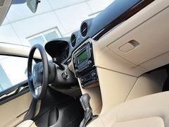 2013款 1.6L 自动 豪华型
