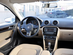 2013款 1.6L 自动 豪华型