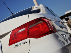2013款 1.6L 自动 豪华型