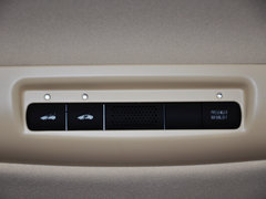 2013款 4.7L Sport Automatic