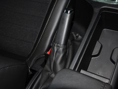 2013款 1.6T 自动 精英运动版