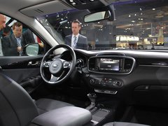 2015款 索兰托L 2.0T GDI 汽油4WD旗舰版 5座 国V