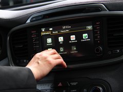 2015款 索兰托L 2.0T GDI 汽油4WD旗舰版 5座 国V