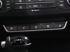 2015款 索兰托L 2.0T GDI 汽油4WD旗舰版 5座 国V