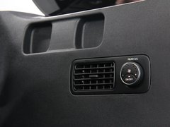 2015款 索兰托L 2.0T GDI 汽油4WD旗舰版 5座 国V